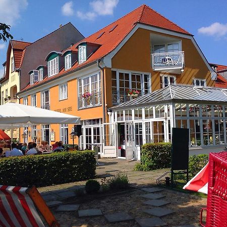 Altes Kasino Hotel Am See Neuruppin Bagian luar foto